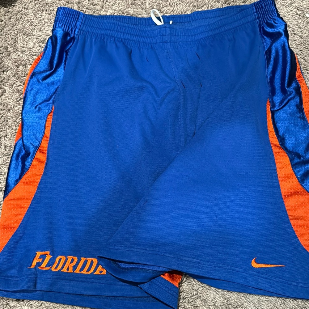 Men’s Nike Florida gator shorts size medium